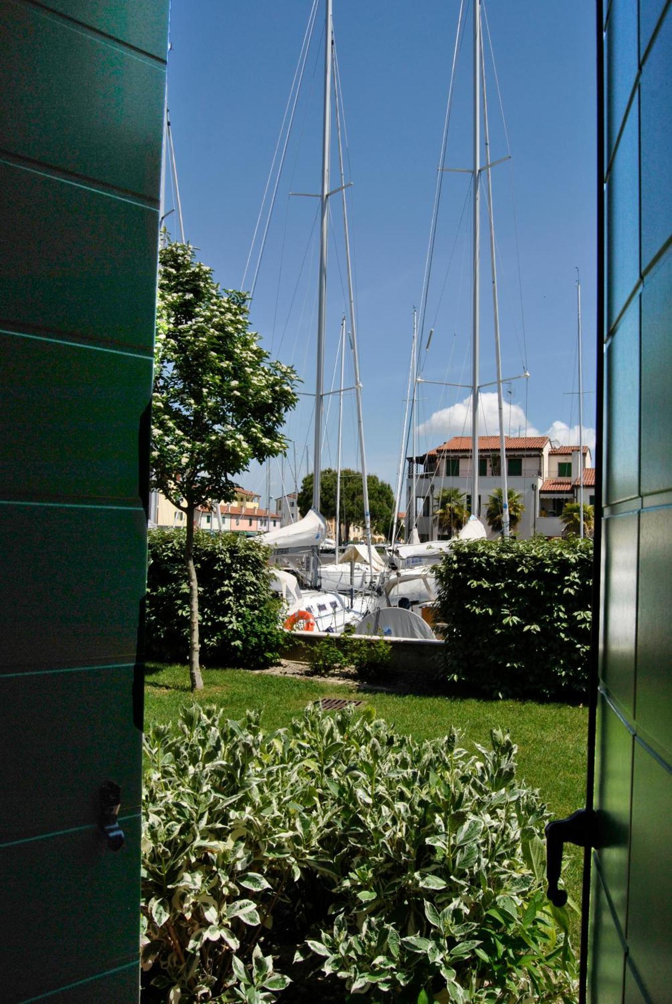Residence Maestrale Caorle Exterior foto