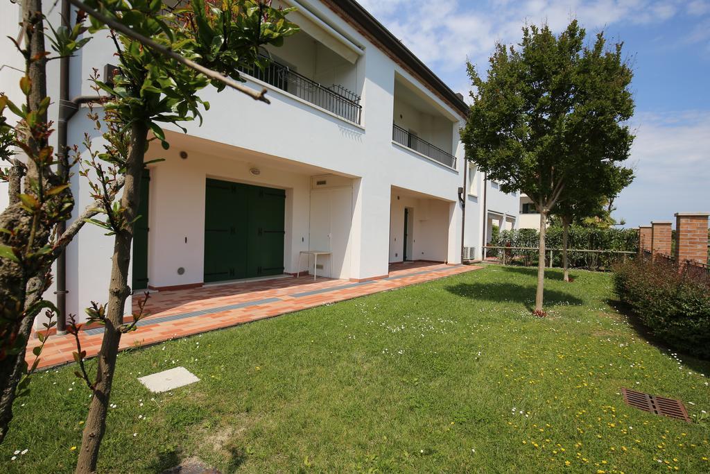 Residence Maestrale Caorle Cameră foto